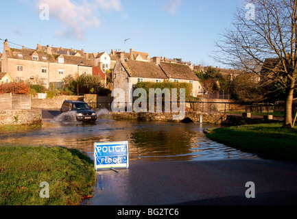 Location de Fording Splash Tetbury Banque D'Images