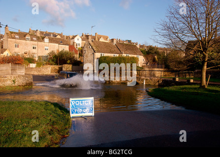 Location de Fording Splash Tetbury Banque D'Images