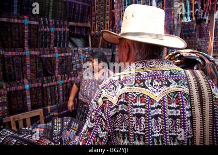 Marché du vendredi dans la région de Solola au Guatemala. Banque D'Images