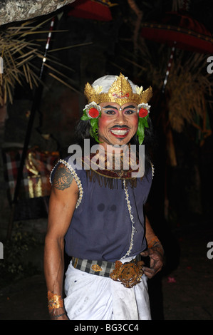 Kecak Fire Dance traditionnelle près de Sanur, Bali, Indonésie Banque D'Images