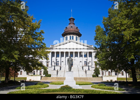 Strom Thurmond statue et State Capitol Building, Columbia, Caroline du Sud, États-Unis d'Amérique, Amérique du Nord Banque D'Images