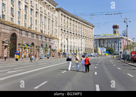 Maidan Nezalezhnosti (Place de l'indépendance), Kiev, Ukraine, l'Europe Banque D'Images