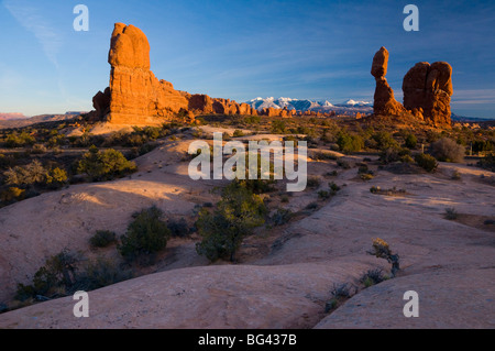 USA, Utah, Arches National Park, Balanced Rock Banque D'Images