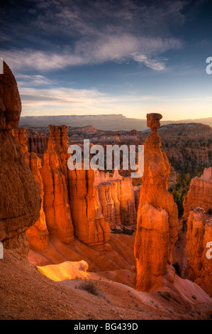 USA, Utah, le Parc National de Bryce Canyon, Thors Hammer près de Sunset Point Banque D'Images