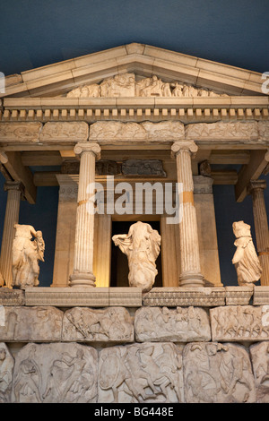 L'Angleterre, Londres, British Museum, la Néréide Monument de Xanthos en Turquie du sud-ouest 5e siècle avant J.-C. Banque D'Images