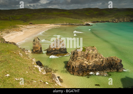 Les piles de la mer sur la plage de Garry, Tolsta, Isle Of Lewis, îles Hébrides, Ecosse, Royaume-Uni, Europe Banque D'Images