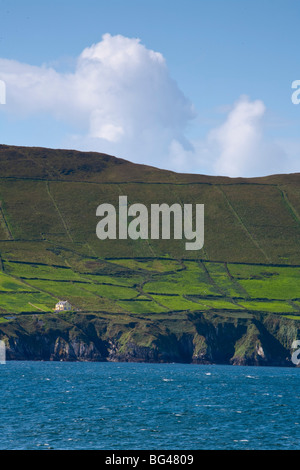 Paysage près d'Allihies, Péninsule de Beara, Co. Cork & Co Kerry, Ireland Banque D'Images