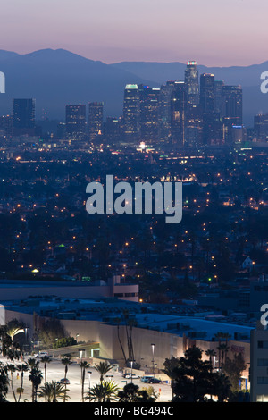 USA, Californie, Los Angeles, vue sur le centre-ville de Baldwin Hills, Dawn Banque D'Images