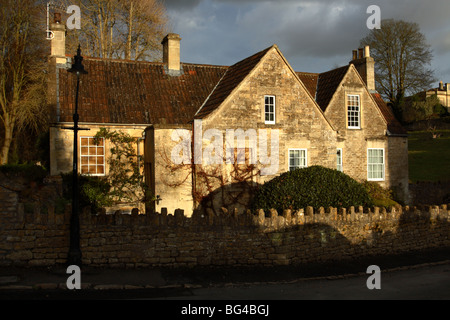 Chalet dans le village de Freshford, Somerset. Banque D'Images