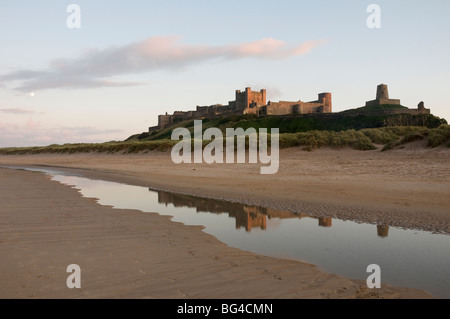 Château de Bamburgh en Northumbrie, England UK Banque D'Images