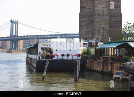 Le River Café à Fulton Ferry Landing, au-delà du pont de Manhattan, Brooklyn, New York City, New York, États-Unis d'Amérique Banque D'Images