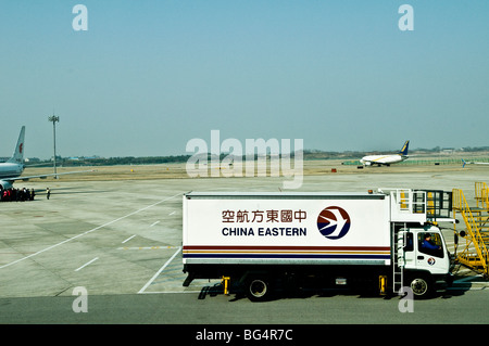 Les avions chinois dans un aéroport local en Chine. Banque D'Images