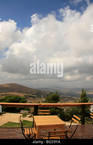 Israël, la Galilée, une vue sur le Liban du kibboutz Misgav Am Banque D'Images