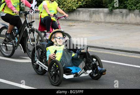 Des promenades en vélo enfant skyride 2009, Londres Banque D'Images