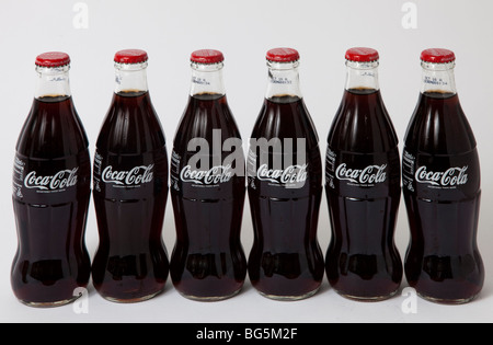 Coca cola bouteilles de coca en verre bouteille Banque D'Images