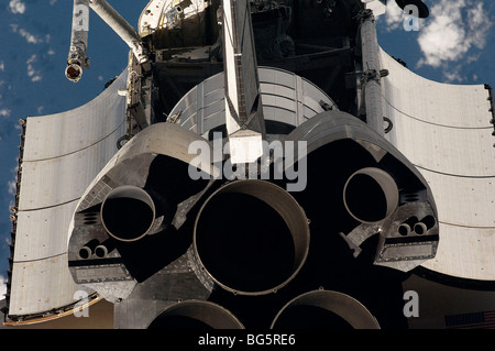 Une vue rapprochée de la navette spatiale Endeavour la queue de Banque D'Images