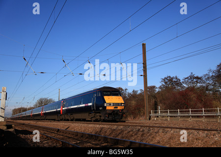 82217 Société d'exploitation des trains de la Côte est Côte Est DVT électrique fer de ligne principale Poole Dorset Banque D'Images