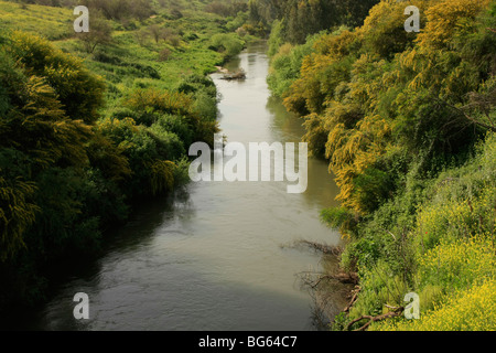 Israël, la Galilée, le Jourdain, une vue de pont Bnot Yaacov Banque D'Images