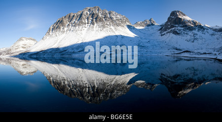 Grotfjord tromso région hiver neige Norvège cercle arctique dans le nord de l'Europe Banque D'Images