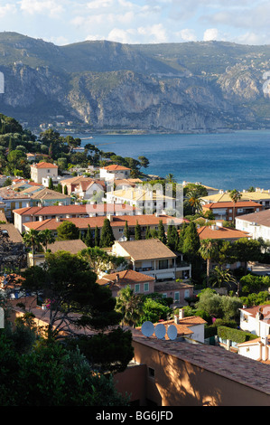 Vue sur la ville de Saint Jean Cap Ferrat, France, Mer Méditerranée Banque D'Images