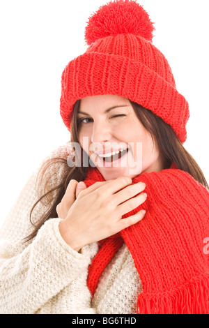 Femme portant foulard rouge et le chapeau avec un clin d'isolé sur fond blanc Banque D'Images