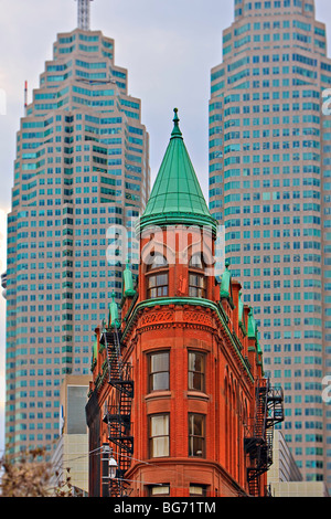 Immeuble Gooderham (Flatiron Building) au centre-ville de Toronto, Ville de l'Ontario, au Canada. Banque D'Images