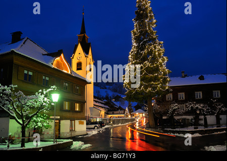 Village historique de Schwarzenberg, dans le Bregenzerwald, à l'Autriche Banque D'Images