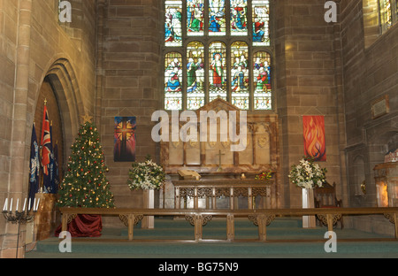 Intérieur de l'église à l'heure de Noël Banque D'Images