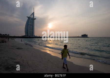 Burj al Arab à Dubaï le seul 7 étoiles de luxe dans le monde Banque D'Images