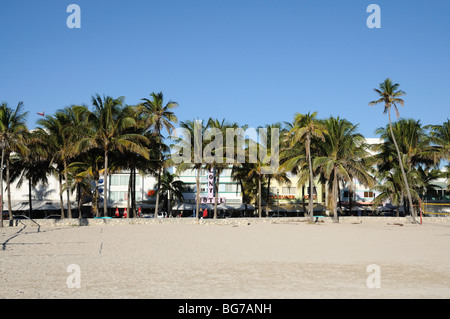 Ocean Drive dans le quartier Art déco de Miami South Beach, Florida USA Banque D'Images