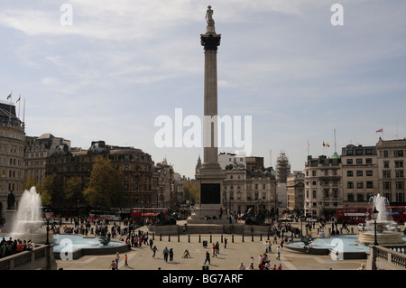 Nelsons Column, Trafalgar Square, Londres, Angleterre Banque D'Images