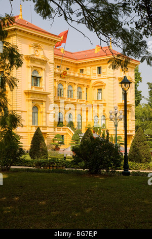 Le Palais Présidentiel (ancien Palais du Gouverneur général de l'Indochine) Hanoi, Vietnam Banque D'Images