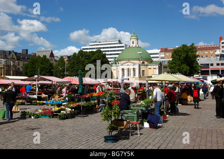 La Finlande, la région de Finlande du Sud-Ouest, l'ouest de la Finlande, Turku, City Square, la place du marché Kauppatori Square, Église orthodoxe Banque D'Images