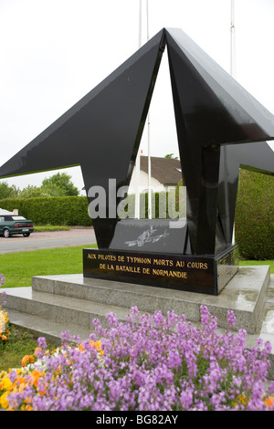 Mémorial des 151 pilotes Typhoon tué dans la libération de la Normandie dans les batailles à la suite d jour, à Noyers Bocage Banque D'Images