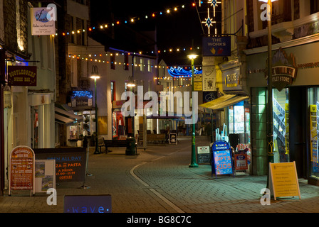 Finkle Street at night, Kendal, Cumbria, Angleterre, Royaume-Uni Banque D'Images