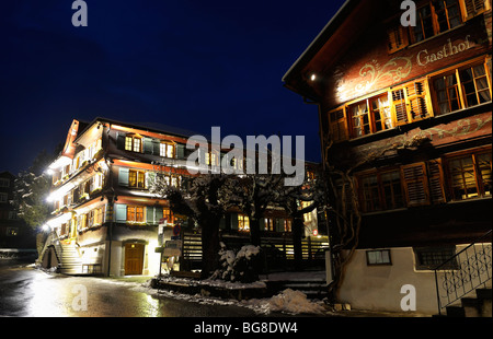 Village historique de Schwarzenberg, dans le Bregenzerwald - Old Guest House et le Romantic Hotel Hirschen Banque D'Images