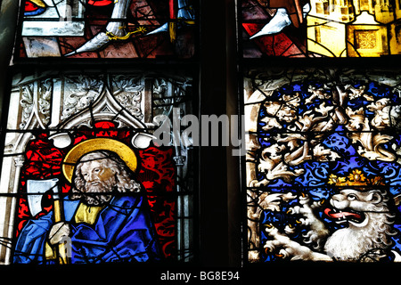 Peinture sur verre dans Frauenkirche, Munich, Bavière, Allemagne Banque D'Images