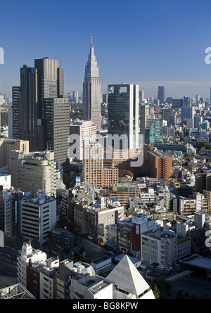 Le JAPON. Tokyo. Aperçu de l'Asakusa, quartier commerçant et d'affaires de la ville. Île de Hondo (Honshu). Banque D'Images