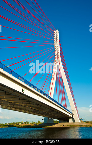 Pont suspendu moderne, Gdansk, Pologne Banque D'Images