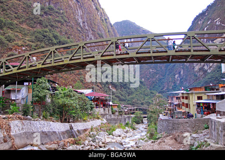 Aguas Calientes, vallée de l'Urubamba, le Pérou, les Andes, en Amérique du Sud Banque D'Images