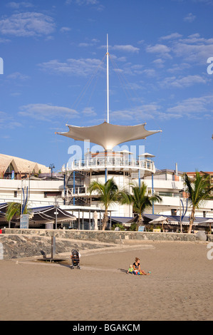 Plage et de la promenade, Playa de Meloneras, Costa Meloneras, municipalité de San Bartolome, Gran Canaria, Îles Canaries, Espagne Banque D'Images