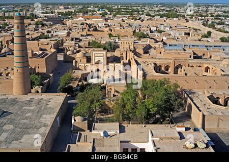 Vue depuis le minaret de Islam-Khodja, Khiva, Ouzbékistan Banque D'Images