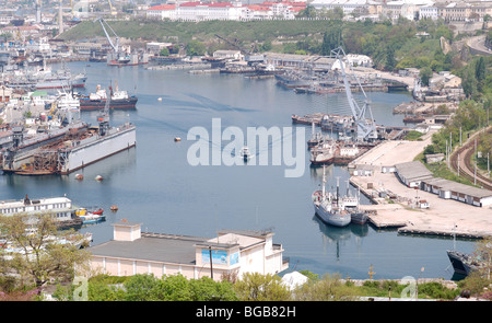 Port. Port de mer pour le chargement de cargaisons. Sébastopol - Ukraine, la péninsule de Crimée Banque D'Images