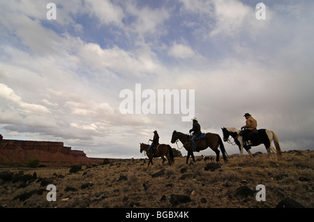 Cowgirl, riders à Torrey, Capitol Reef National Park, Utah, USA Banque D'Images