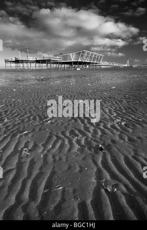 Southport Pier et de la plage Banque D'Images