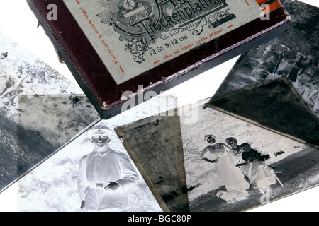 Des photographies anciennes sur plaques à la gélatine sèche bromure d'argent Banque D'Images