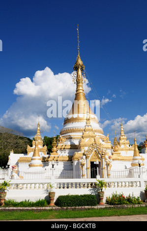 Mae Hong Son, Thaïlande ; Wat Jong Klang Banque D'Images