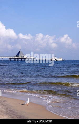 Pier de Heringsdorf, Usedom Island, Schleswig-Holstein, Allemagne Banque D'Images