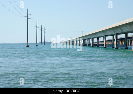Seven Mile Bridge à travers les Florida Keys Banque D'Images