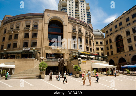 La place Nelson Mandela. Sandton, Johannesburg, Afrique du Sud Banque D'Images